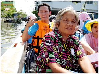 คุณบอยสำรวจพื้นที่น้ำท่วม